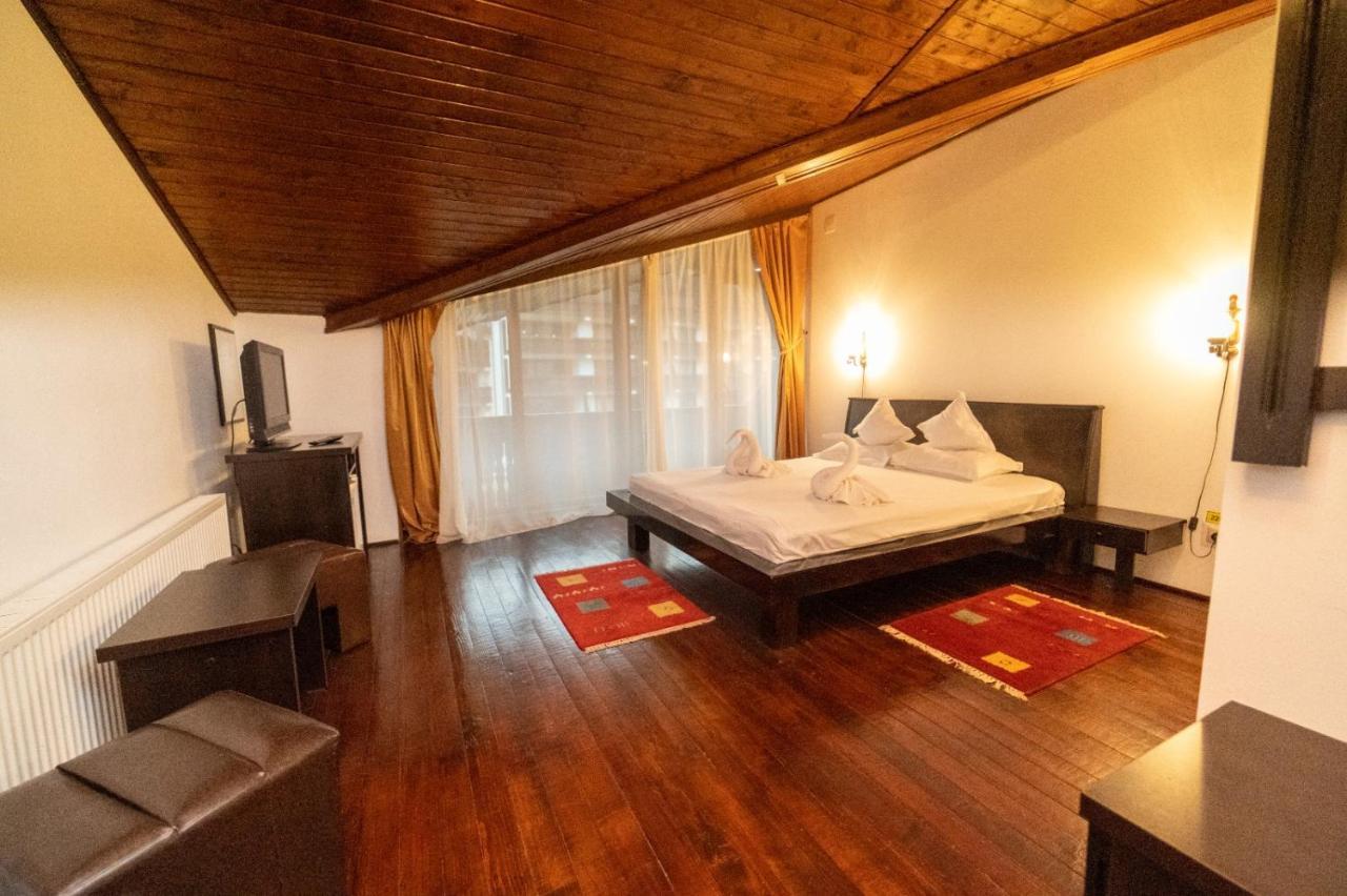Casa Frent Hotel Predeal Ngoại thất bức ảnh