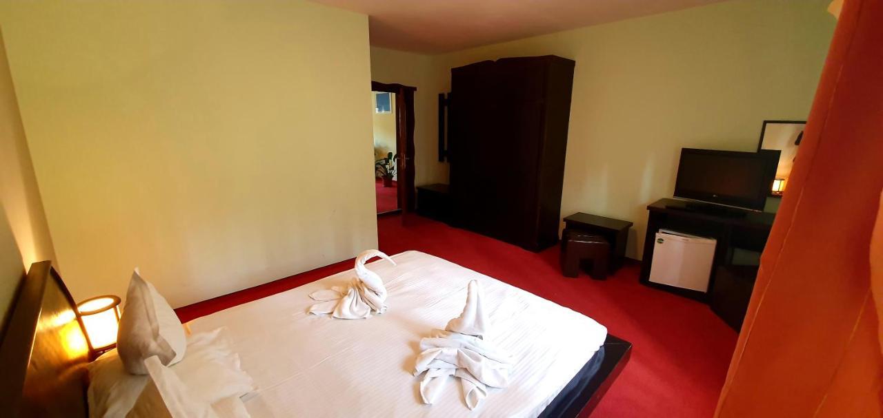 Casa Frent Hotel Predeal Ngoại thất bức ảnh