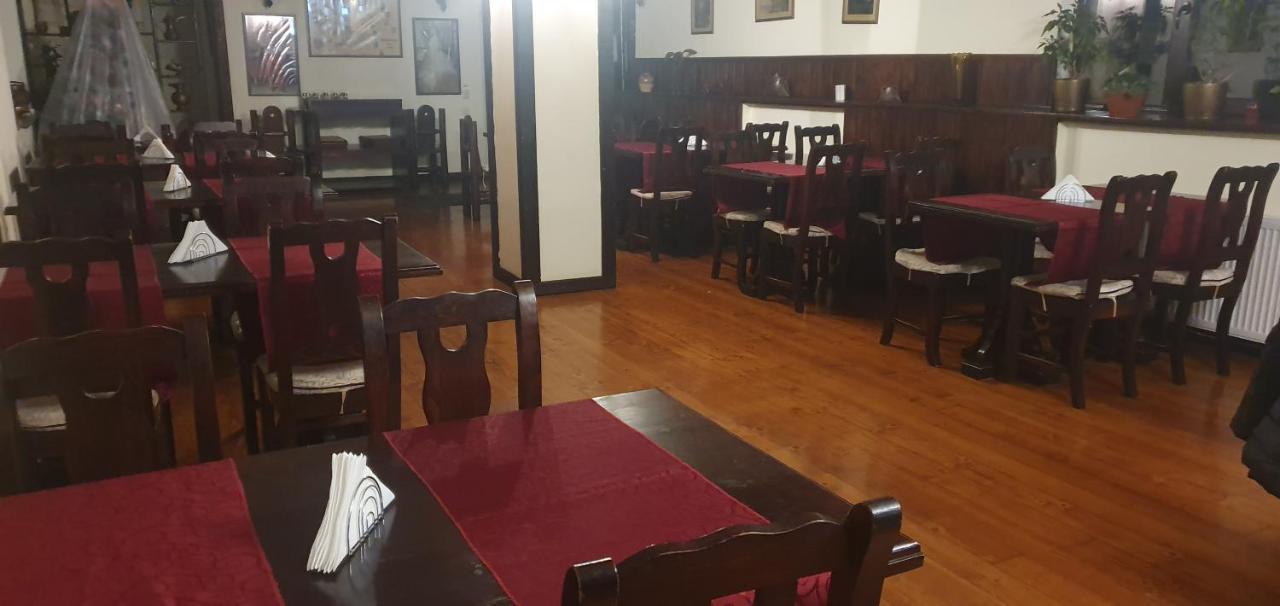 Casa Frent Hotel Predeal Ngoại thất bức ảnh