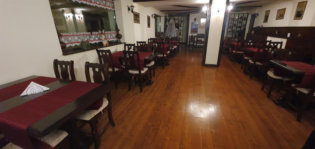 Casa Frent Hotel Predeal Ngoại thất bức ảnh