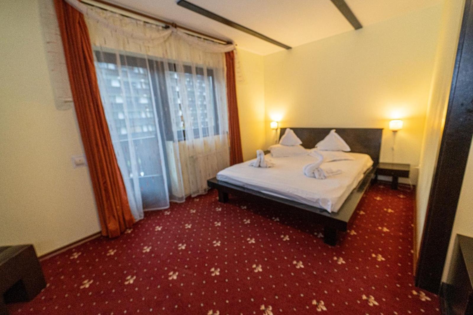 Casa Frent Hotel Predeal Phòng bức ảnh